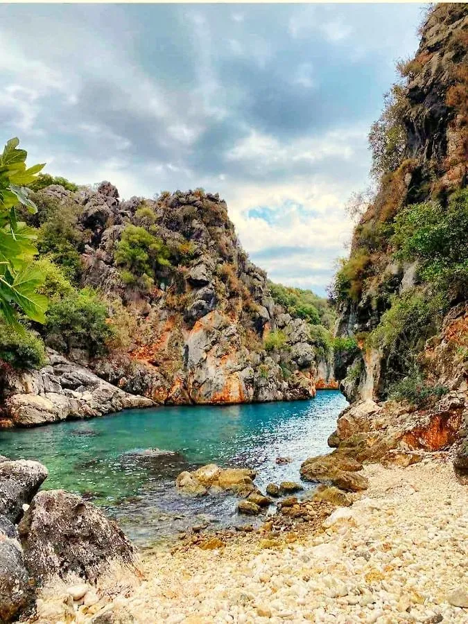 Istlada Taş Ev Apart - Kekova View Otel Kapaklı Konukevi